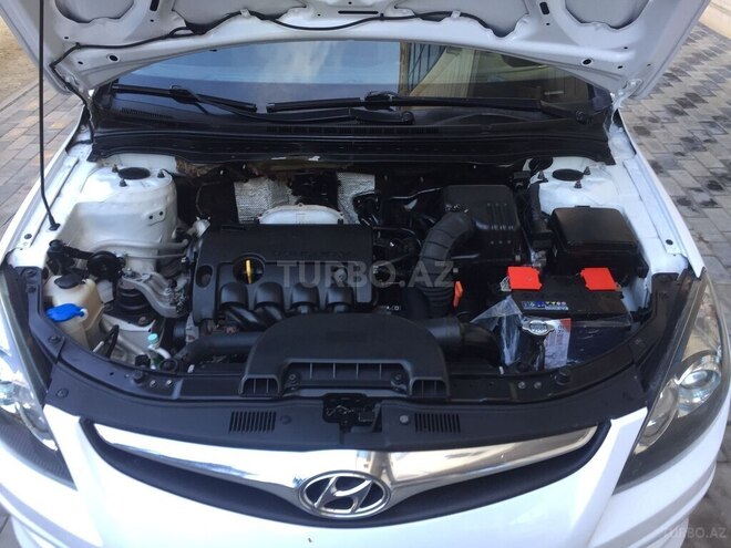 Hyundai i30 2011, 180,000 km - 1.6 л - Bakı