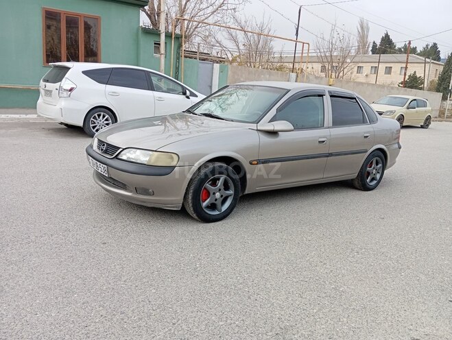 Opel Vectra 1997, 390,000 km - 1.6 л - Sumqayıt