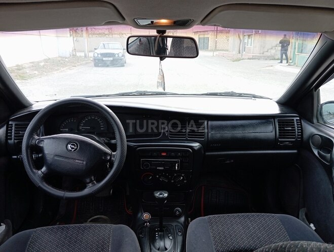 Opel Vectra 1997, 390,000 km - 1.6 л - Sumqayıt