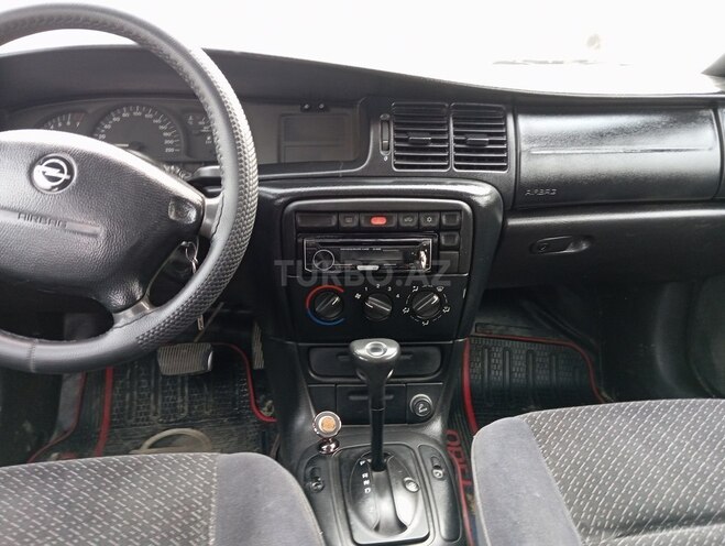 Opel Vectra 1997, 390,000 km - 1.6 л - Sumqayıt