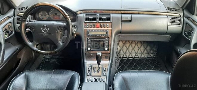 Mercedes E 320 2000, 430,000 km - 3.2 l - Bakı