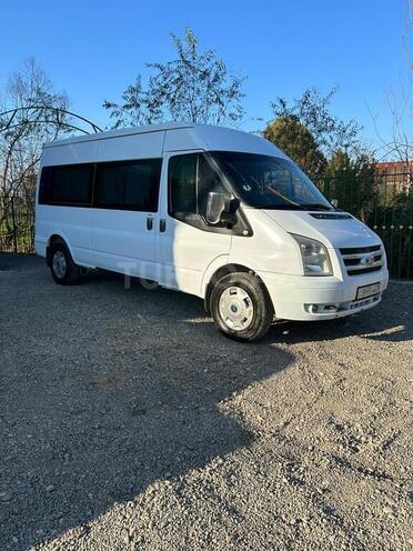 Ford Transit 2010, 493,688 km - 2.4 l - Astara