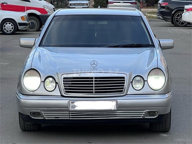 Mercedes E 240 1999, 225,013 km - 2.4 l - Gəncə