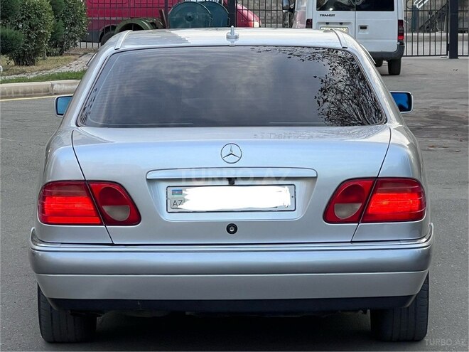 Mercedes E 240 1999, 225,013 km - 2.4 l - Gəncə
