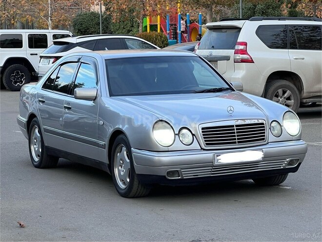 Mercedes E 240 1999, 225,013 km - 2.4 l - Gəncə