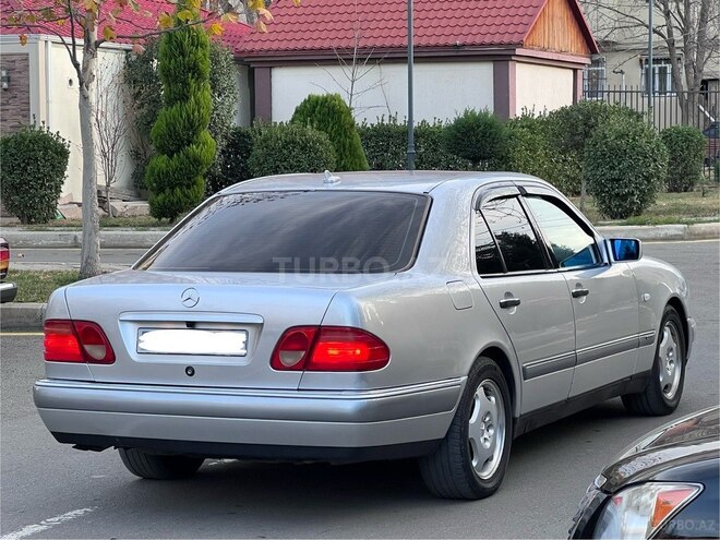 Mercedes E 240 1999, 225,013 km - 2.4 l - Gəncə