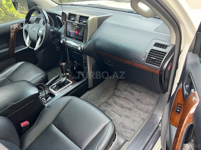 Toyota Prado 2010, 187,000 km - 2.7 l - Gəncə