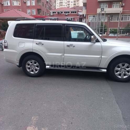 Mitsubishi Pajero 2010, 130,000 km - 3.5 л - Bakı