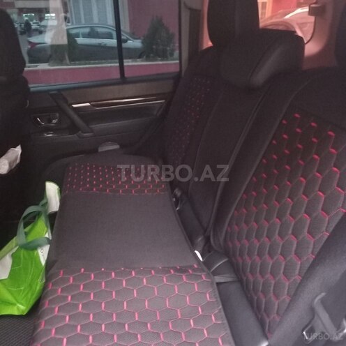 Mitsubishi Pajero 2010, 130,000 km - 3.5 л - Bakı