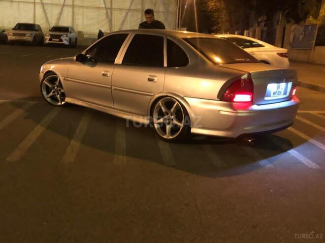Opel Vectra 2000, 188,000 km - 2.0 l - Qazax