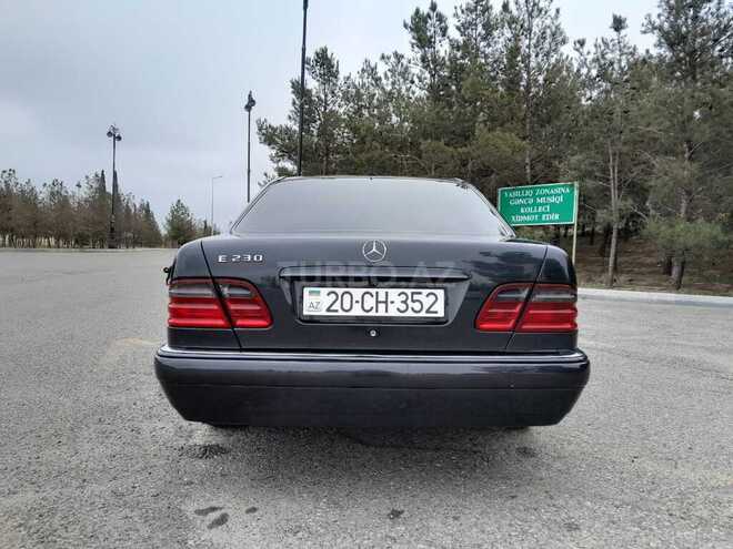 Mercedes E 230 1995, 257,000 km - 2.3 l - Gəncə