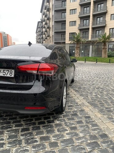 Kia Cerato 2017, 72,420 km - 2.0 l - Bakı