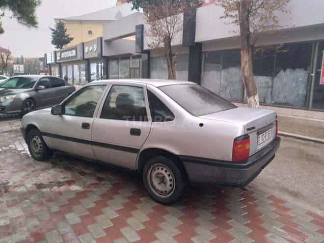 Opel Vectra 1991, 341,000 km - 1.7 l - Xırdalan