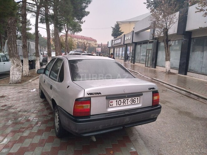 Opel Vectra 1991, 341,000 km - 1.7 l - Xırdalan
