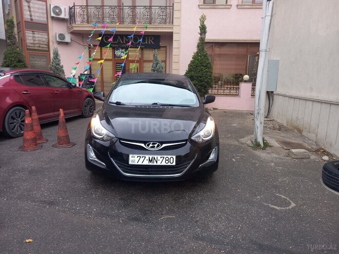 Hyundai Elantra 2015, 157,555 km - 1.8 l - Bakı