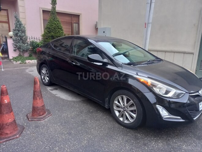Hyundai Elantra 2015, 157,555 km - 1.8 l - Bakı