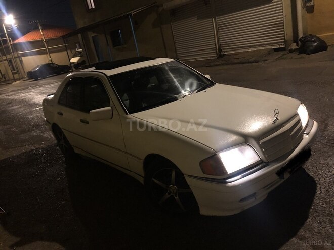 Mercedes C 220 1996, 290,000 km - 2.2 л - Bakı