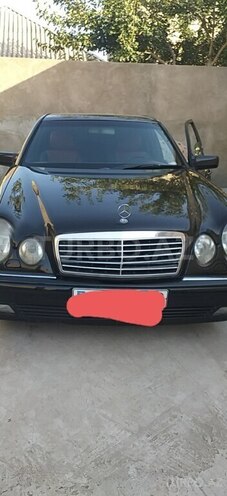 Mercedes E 240 1999, 316,507 km - 2.4 l - Bakı
