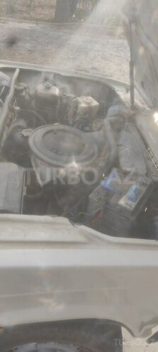 LADA (VAZ) 2107 1983, 30,000 km - 1.6 l - Ucar