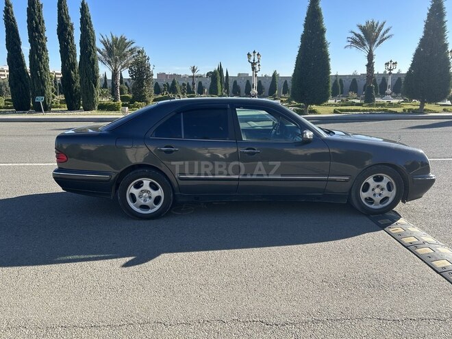 Mercedes E 220 2000, 500,000 km - 2.2 l - Gəncə