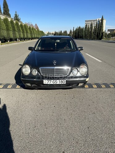 Mercedes E 220 2000, 500,000 km - 2.2 l - Gəncə