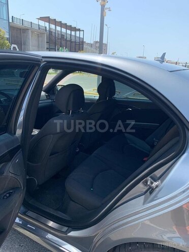 Mercedes E 220 2007, 334,000 km - 2.2 l - Bakı