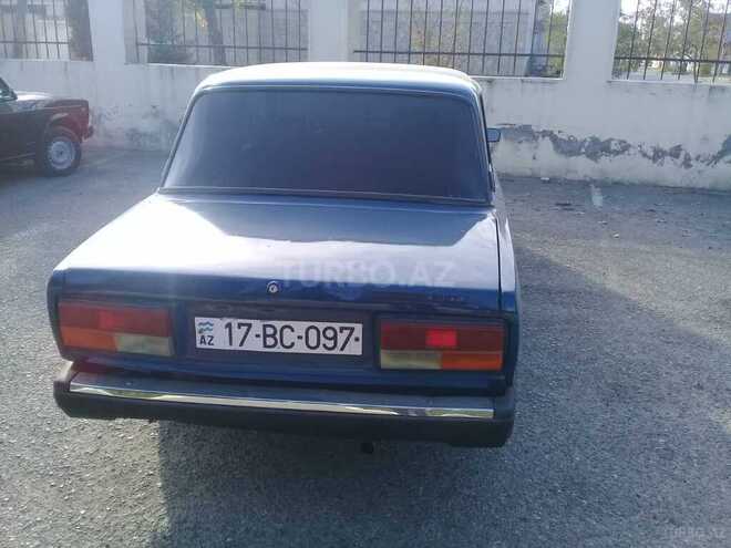 LADA (VAZ) 2107 2004, 2,004 km - 0.2 л - Yevlax