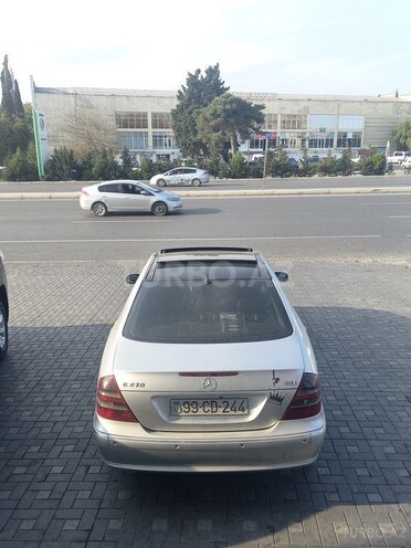 Mercedes E 270 2002, 495,000 km - 2.7 л - Bakı