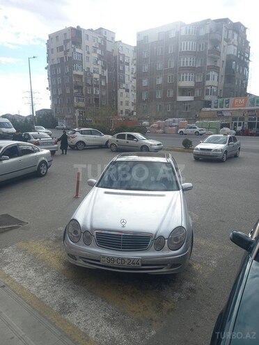 Mercedes E 270 2002, 495,000 km - 2.7 л - Bakı