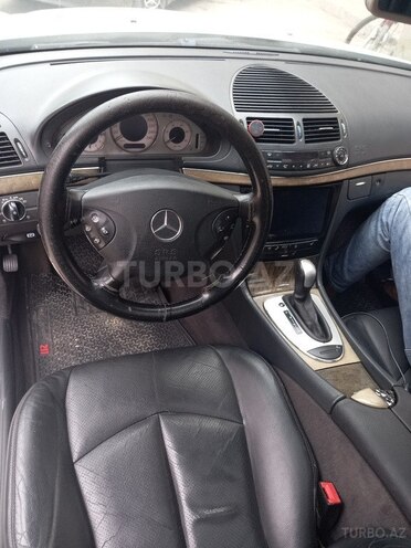 Mercedes E 270 2002, 495,000 km - 2.7 л - Bakı