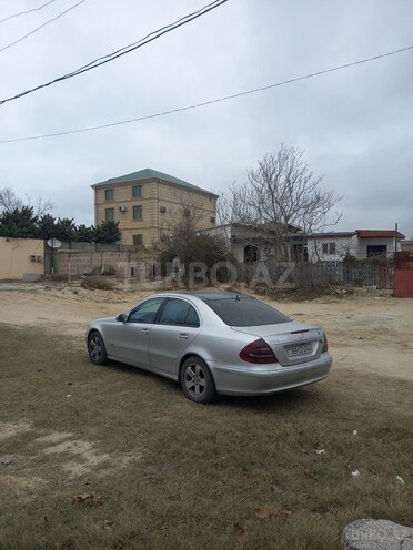 Mercedes E 270 2002, 495,000 km - 2.7 л - Bakı