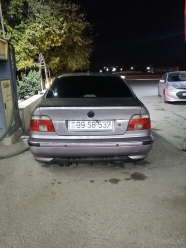 BMW 523 1996, 450,000 km - 2.5 l - Şirvan