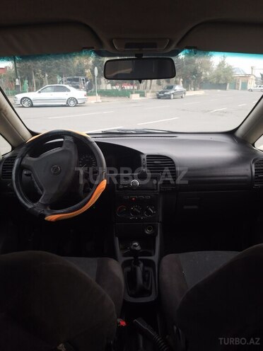 Opel Zafira 1999, 412,321 km - 1.8 л - Sumqayıt