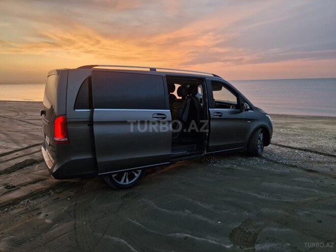Mercedes V 220 2015, 271,000 km - 2.1 l - Bakı