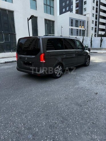 Mercedes V 220 2015, 271,000 km - 2.1 l - Bakı
