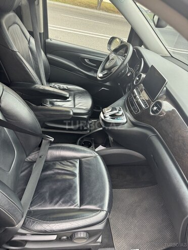 Mercedes V 220 2015, 271,000 km - 2.1 l - Bakı