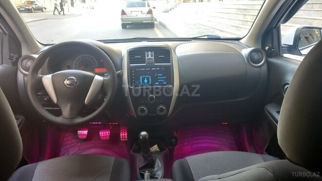 Nissan Sunny 2018, 165,500 km - 1.5 l - Bakı