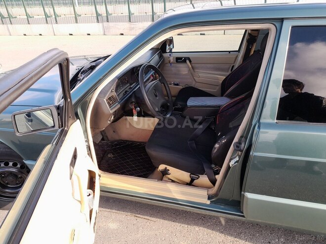 Mercedes 190 1992, 440,395 km - 2.0 л - Bakı
