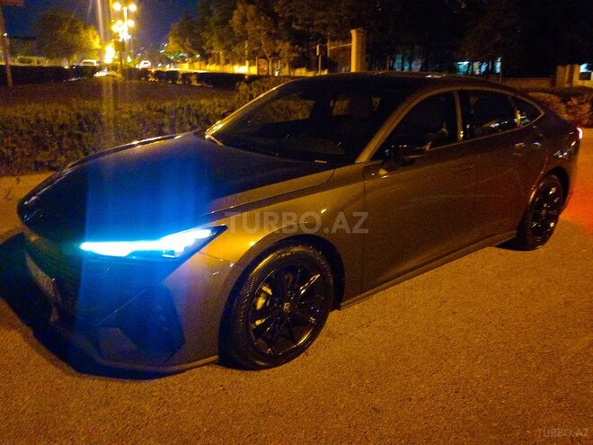 Changan Uni-V 2023, 20,000 km - 1.5 л - Bakı