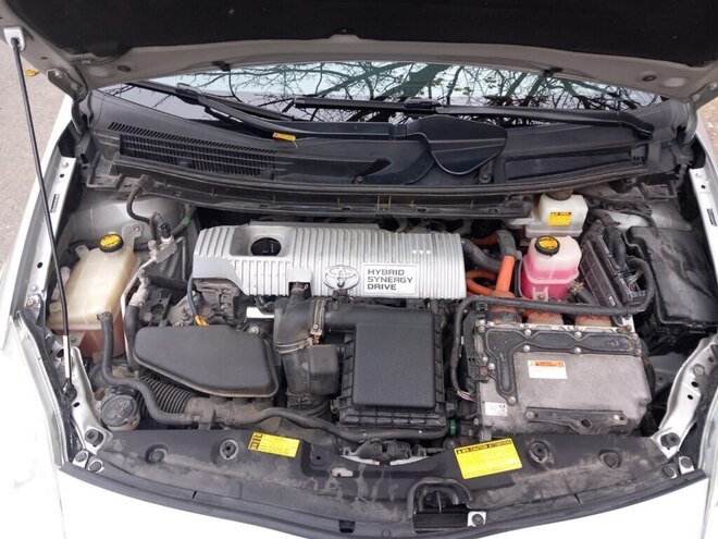 Toyota Prius 2010, 365,321 km - 1.8 л - Bakı