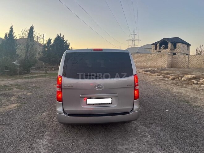 Hyundai H-1 2014, 340,000 km - 2.5 l - Bakı