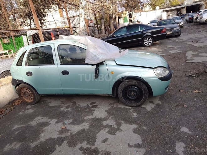 Opel Corsa 2001, 250,000 km - 1.4 l - Bakı