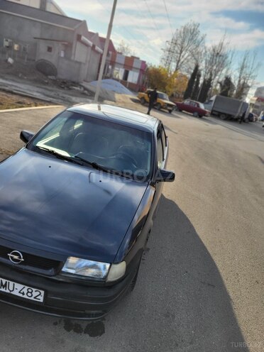 Opel Vectra 1995, 393,393 km - 2.0 л - Gəncə