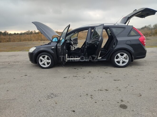 Kia Ceed 2008, 173,200 km - 1.6 л - Salyan