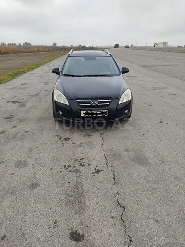 Kia Ceed 2008, 173,200 km - 1.6 л - Salyan
