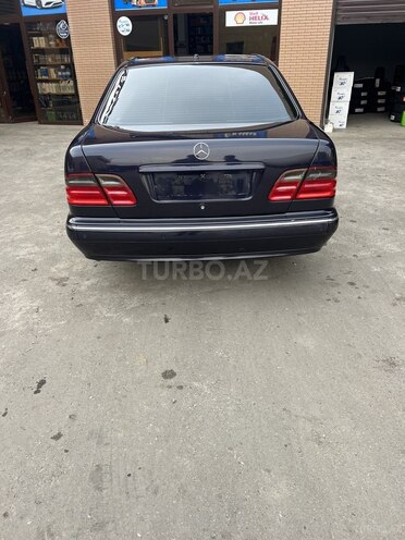 Mercedes E 240 1999, 329,143 km - 2.4 l - Lənkəran