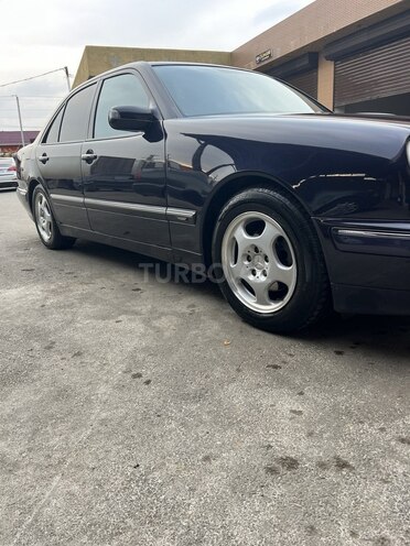 Mercedes E 240 1999, 329,143 km - 2.4 l - Lənkəran