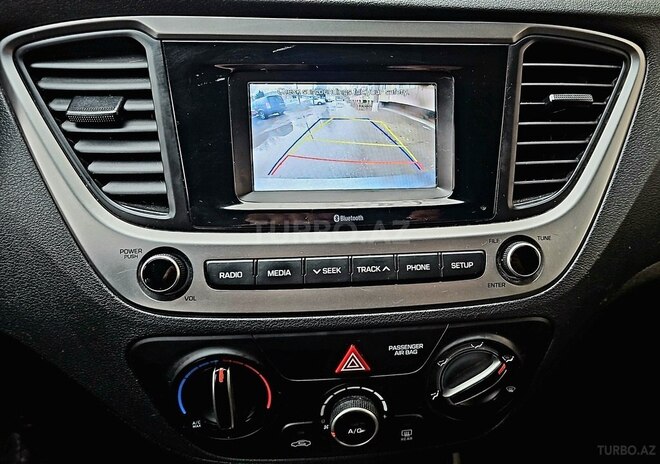 Hyundai Accent 2018, 63,500 km - 1.6 l - Bakı