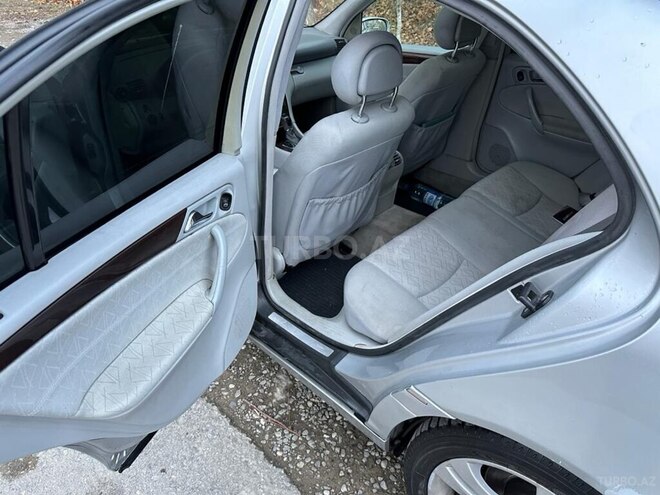Mercedes C 240 2000, 350,000 km - 2.4 л - Bakı