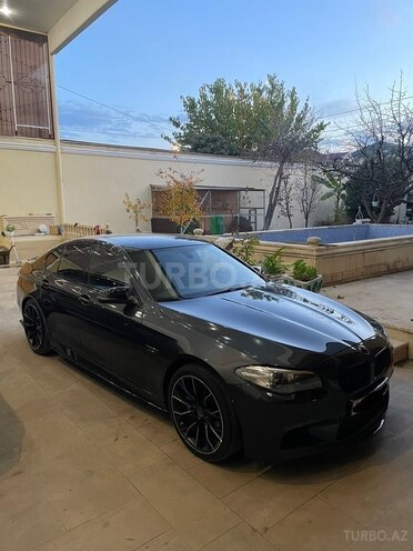 BMW 528 2014, 178,000 km - 2.0 l - Gəncə